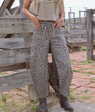 Leopard Barrel Jeans