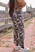 Cropped Camo Barrels