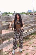 Cropped Camo Barrels