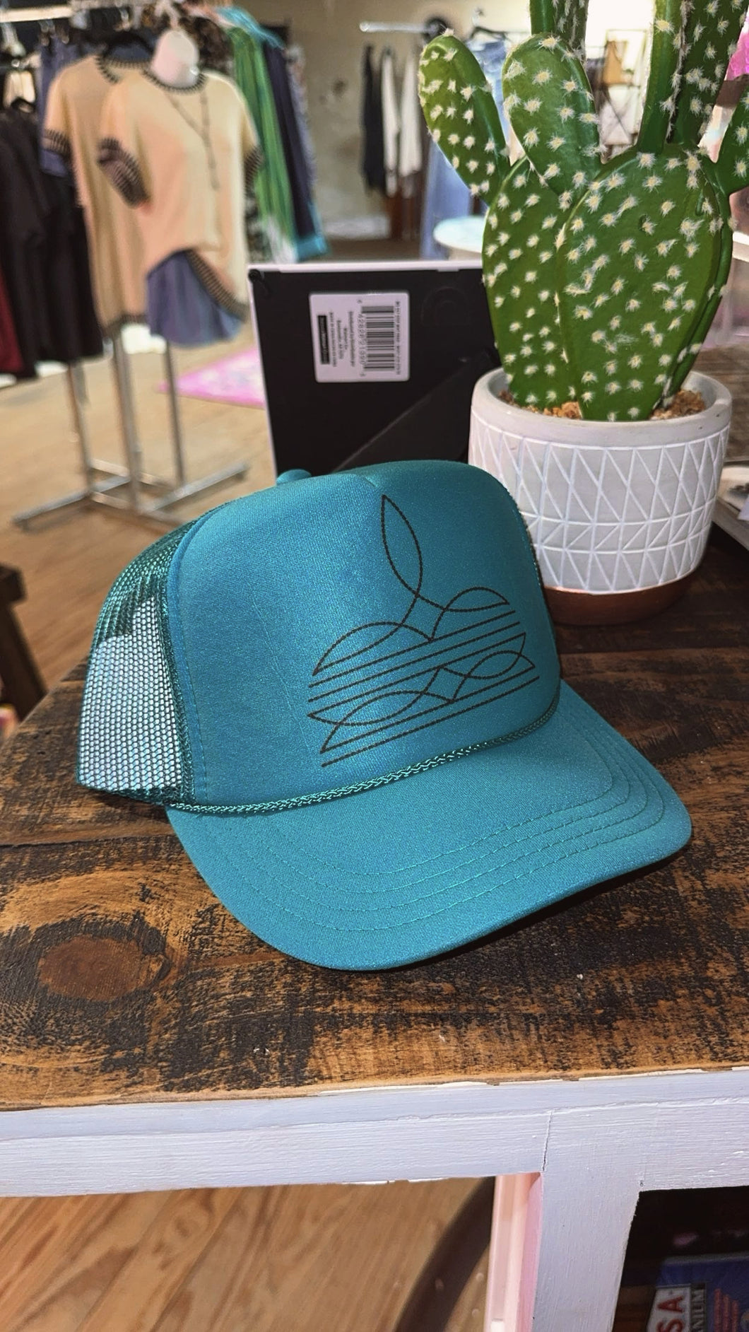 Boot Stitch Trucker cap