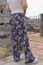 Navy Lassoer Pant